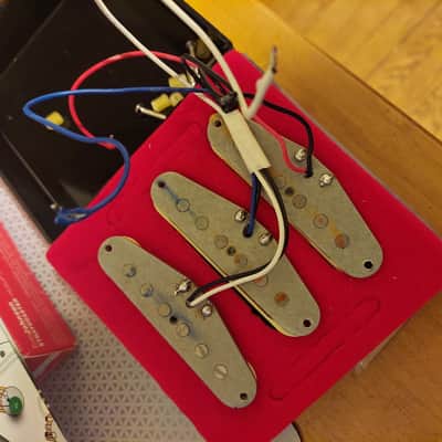 Fender V-Mod II Stratocaster Pickup Set image 3