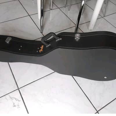 Fender Hardshell Case for 3/4 and Parlour Acoustic Guitars image 16