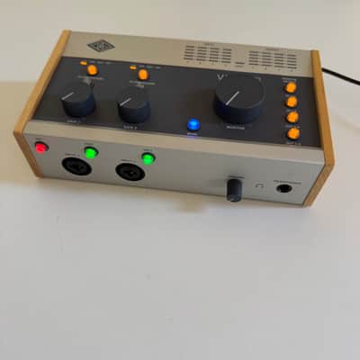 Universal Audio Volt 476 USB-C Audio Interface 2021 - Present - Tan / Gray image 3