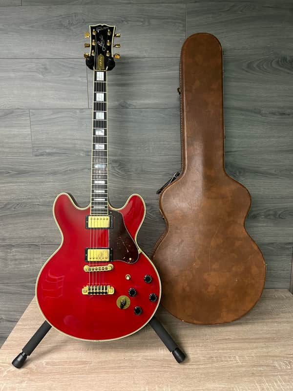 1981 Gibson B.B. King Lucille Signature Electric Guitar Cherry Red w/ Case #2640 image 1