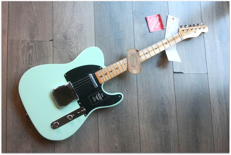FENDER "Vintera 50s Telecaster Modified, Maple, Surf Green" ASHTRAY NOT INCLUDED/4, 24 kilograms image 1