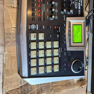 Roland SP-606 Sampler with original BOX image 12