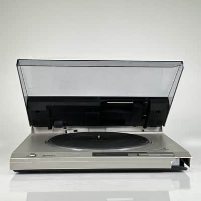 Vintage Technics Quartz Direct Drive Automatic Turntable SL-QL5 image 3
