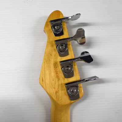 Peavey T-40 Bass Guitar - Natural image 11