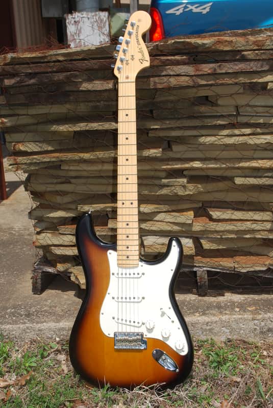 Fender Stratocaster 2010 - 2 color sunburst image 1