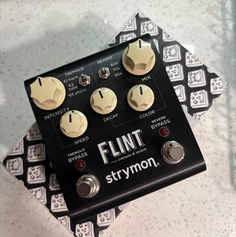 Strymon Flint - Tremolo & Reverb V1 image 1