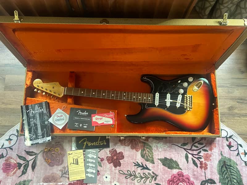 2006 Fender Stevie Ray Vaughan Stratocaster SRV Pau Ferro Fretboard Three-Color Sunburst image 1
