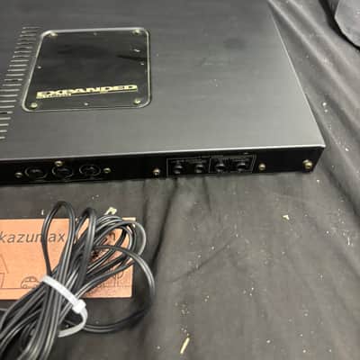 Roland JV-880 Multi Timbral PCM Synthesizer Sound Module 1U Rack Tested image 2