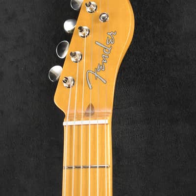 Fender Vintera II '50s Nocaster 2-Color Sunburst Maple Fingerboard image 5