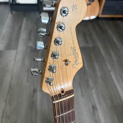 Fender American Series Stratocaster with Rosewood Fretboard 2002 - 2006 - Chrome Red image 3