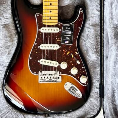 Mint Fender American Professional II Stratocaster, Sunburst with Case 7 lbs 11.8 oz image 1