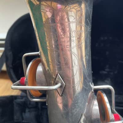 Buescher True Tone alto saxophone from 1927 - silver plated image 6