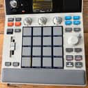 Akai Pro MPC Sample + 64GB Micro SD Card