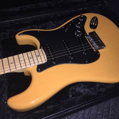 Fender American Deluxe Stratocaster Butterscotch Blonde USA Strat. Clean! image 8