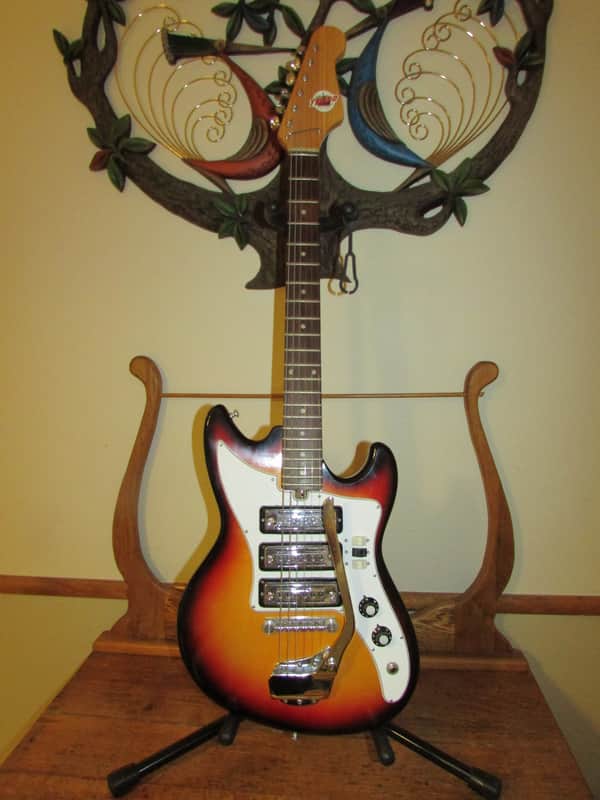 TEISCO DEL RAY ET-310 STRAT STYLE ELECTRIC GUITAR image 1