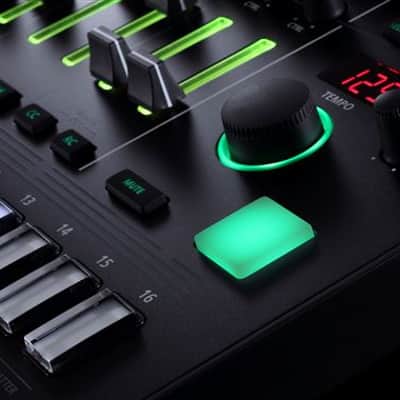 Roland TR8S Drum Machine image 7