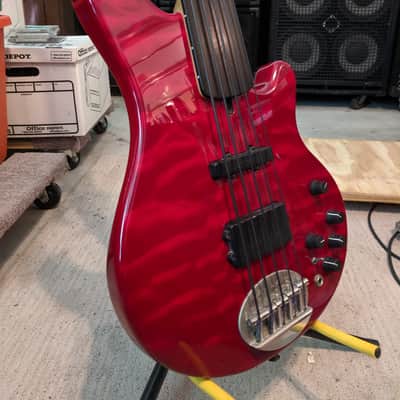 Lakland 55-94 Deluxe, fretless 34" scale, 1996 Red Quilted with case image 4