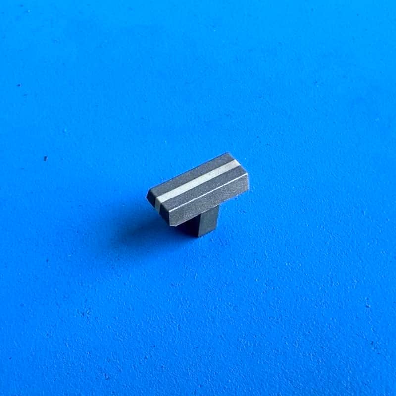 YAMAHA PSR-40 Keyboard Replacement Part: Power ON/OFF Slider Cover Gray Cap image 1