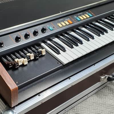 Roland VK-1 ✅ Legendary 70s Transistor Combo Organ ✅ Authentic Warm Analog Drawbars ✅ Fully Checked & Cleaned ✅ Built-in Rotating Speaker Simulator ✅ Worldwide Shipping - Roland VK1 image 8
