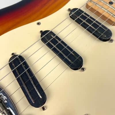 G&L Legacy  U. S. A.  Special Ash body, Hardshell case included! image 3