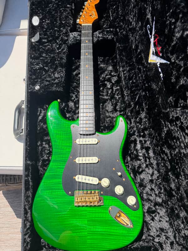 Fender Custom Shop Wildwood 10 Artisan Stratocast 2024 - Green Nitro image 1