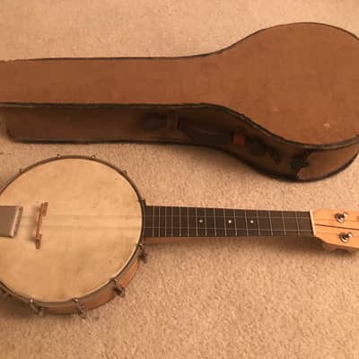 Vintage 1930s Banjo Ukulele Banjolele Uke with Original Case image 2