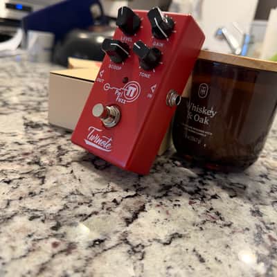 Twinote Pi Fuzz Guitar Effects Pedal – Red Finish w/ Original Box image 7