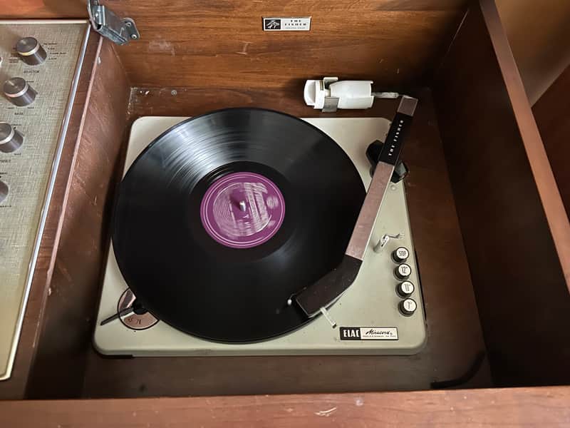 The Fisher Electra VIII Stereo Console 1965 - Model E490 Works! Vintage Tone image 1