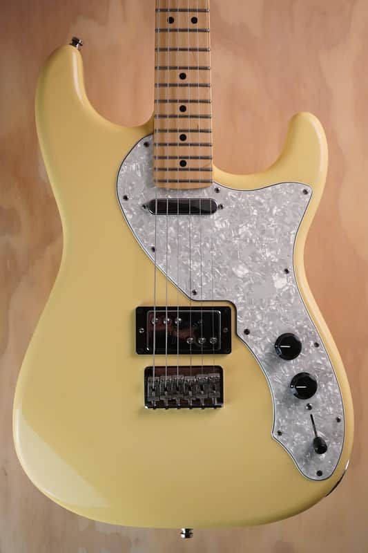 Fender Pawn Shop '70s Stratocaster Deluxe Electric Guitar in Vintage White