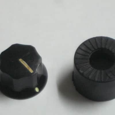 ONE litely relic'd MXR large (standard size) black plastic knob with white position line & dot, Push-On Style ECB134 (NO set screw) & ONE litely relic'd MXR Knob Cover (Foot Turner) ECB131 - from late 2000s image 8