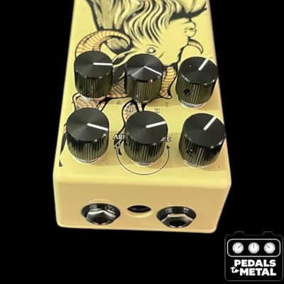 Walrus Audio Eons Five-State Fuzz 2022 - Present - Sandy Tan / Goat Graphic - X18751 image 3