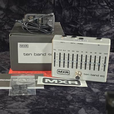 MXR M108S Ten Band EQ Pedal Silver with Power Supply