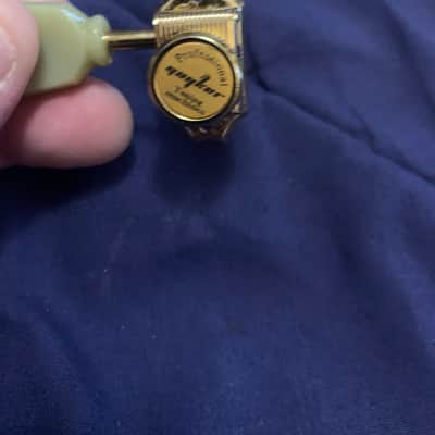 Guyker Locking tuners, 15:1, 2021, 3x3 Gold with vintage tuning heads image 3