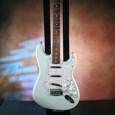 Squier Vintage Modified Surf Stratocaster 2012 - 2018 - Sonic Blue image 1