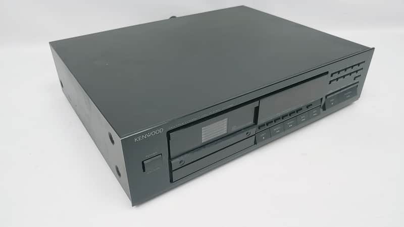 Kenwood DP-M98 Compact Disc 6 CD Changer for Parts / Repair image 1
