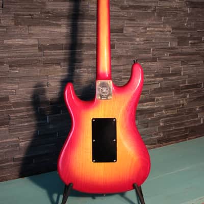 Valley Arts Steve Lukather Custom Pro  1991 Sunburst image 7