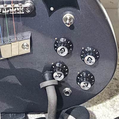Guild Newark St. Collection Polara Deluxe image 8