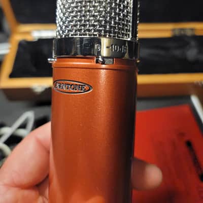 Avantone Pro CV12-BLA Multipattern Large Diaphragm Tube Condenser Microphone 2019 - Present - Red image 5