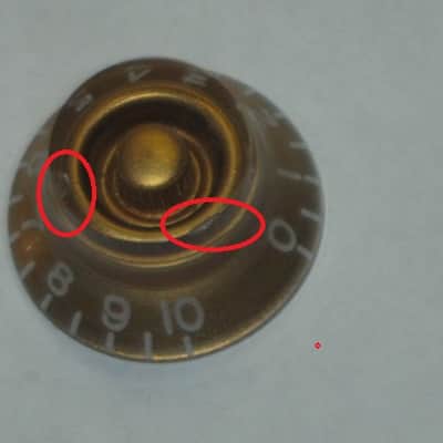 TWO very lightly used genuine Gibson Gold TOP HAT Knobs (ONLY 2 of the 4 knobs from PRHK-020 set are for sale) TOP Edge of ONE OF THE KNOBS has two very short very light nick image 4