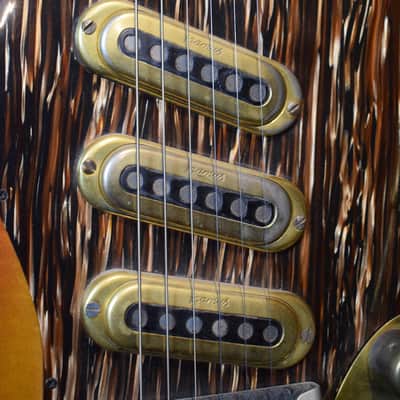 Framus Strato De Luxe gold hardware 1965 - sunburst image 10