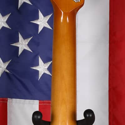 Squier Classic Vibe '70s Jaguar - 3-Tone Sunburst image 6