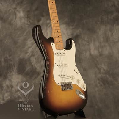 original 1957 Fender Stratocaster Sunburst w/orig. tweed case image 6