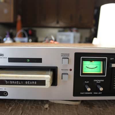 Restored Panasonic  RS-805US 8 track player (9) image 3