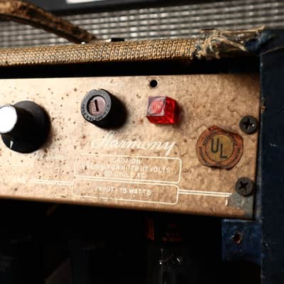 1960's Harmony H205 1x12 Combo Amplifier image 4