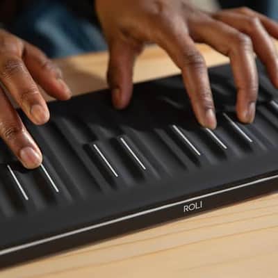 ROLI Seaboard Block 24-Key Expressive MIDI Keyboard Controller 2010s - Black image 3