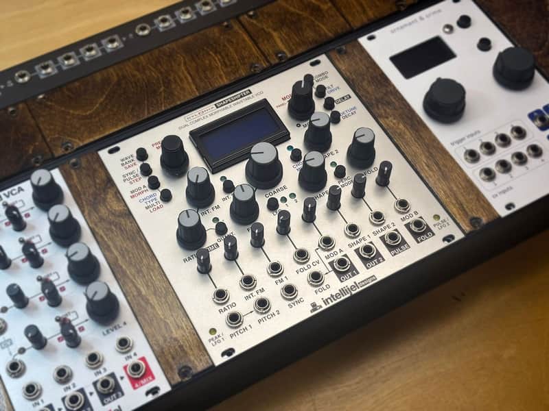 Intellijel Cylonix Shapeshifter Dual Wavetable VCO Eurorack Synth Module 2015 - Present - Silver image 1