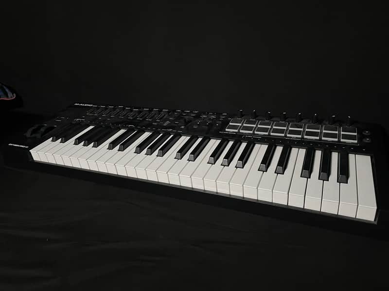 M-Audio Oxygen Pro 49 MIDI Keyboard Controller 2020 - Present - Black image 1