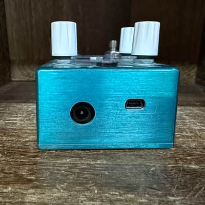 Alexander Pedals Radical Delay DX 2019 - Lazer Teal image 4