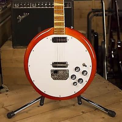 Rickenbacker 6000 Bantar