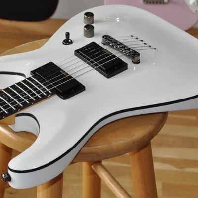 SCHECTER Demon 6 Vintage White / Demon-6 / RO24050474 image 6